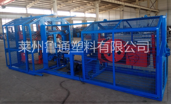 供應(yīng)制繩機(jī)，打繩機(jī)，制股機(jī)，捻繩機(jī)